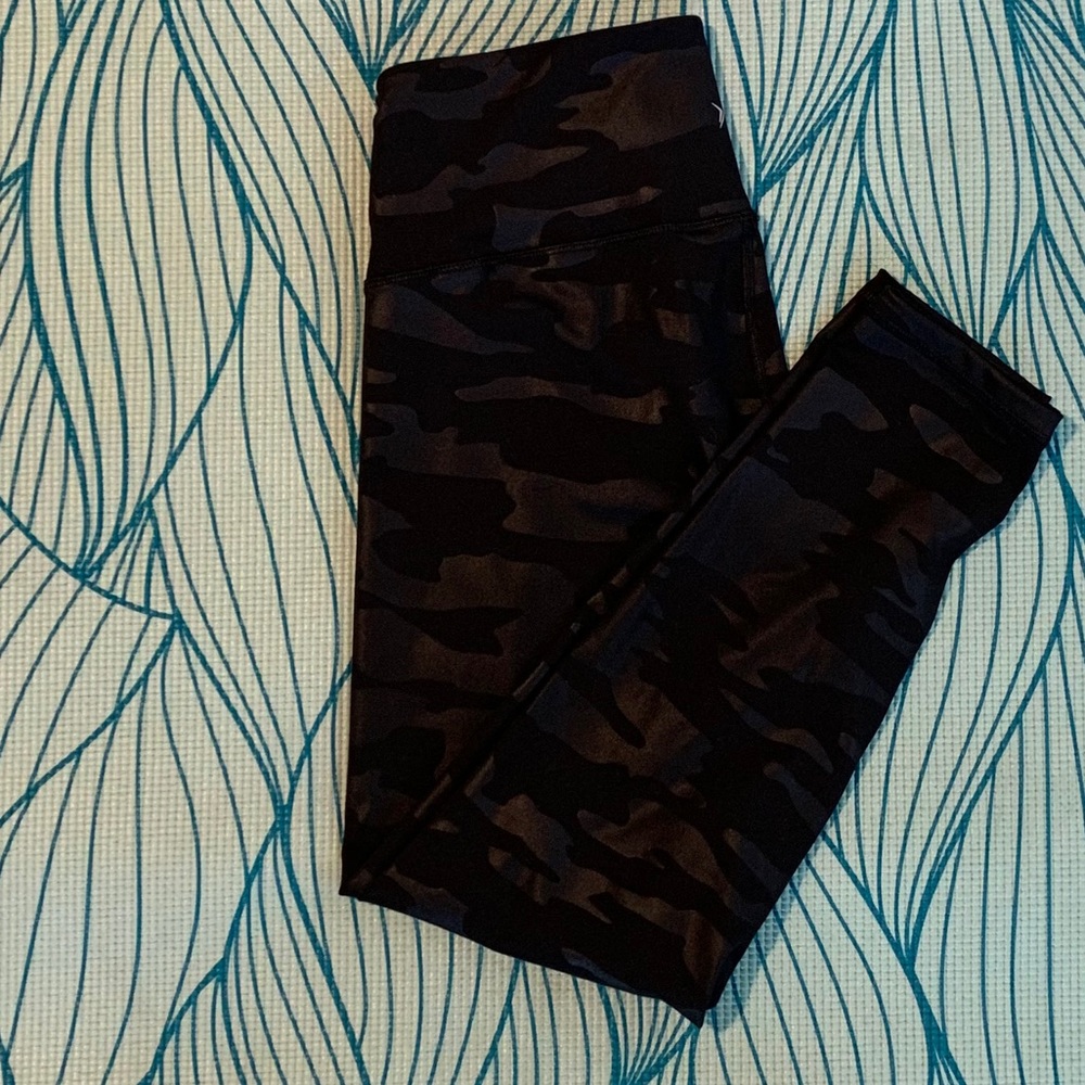 Old Navy Elevate Legging